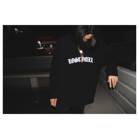 "LOST BALL" knit