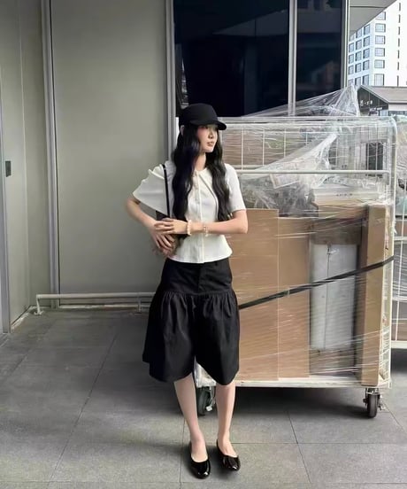 【予約販売】レトロフリル クロップドハーフパンツ