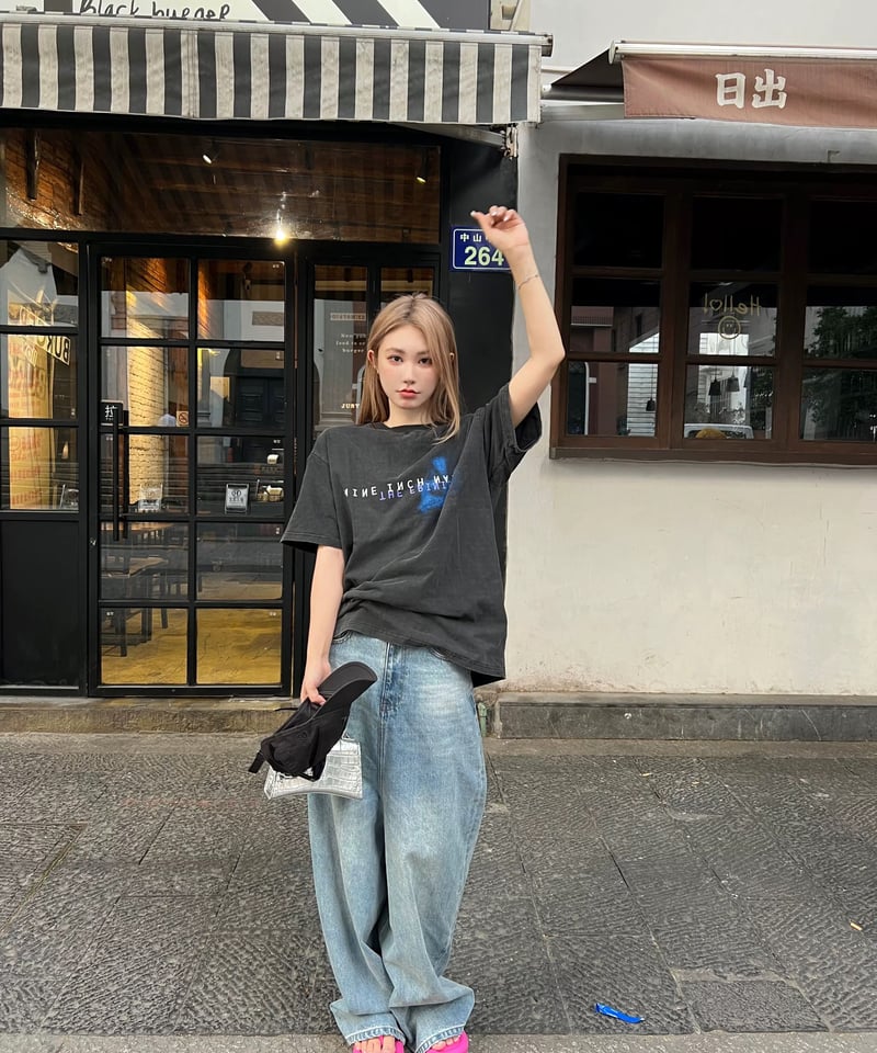 古着 ビンテージ NICE デザイン 人間 イラスト プリント Tシャツ 美品 楽天市場】70s USA製 ☆ COMING ATTRACTIONS アート イラスト
