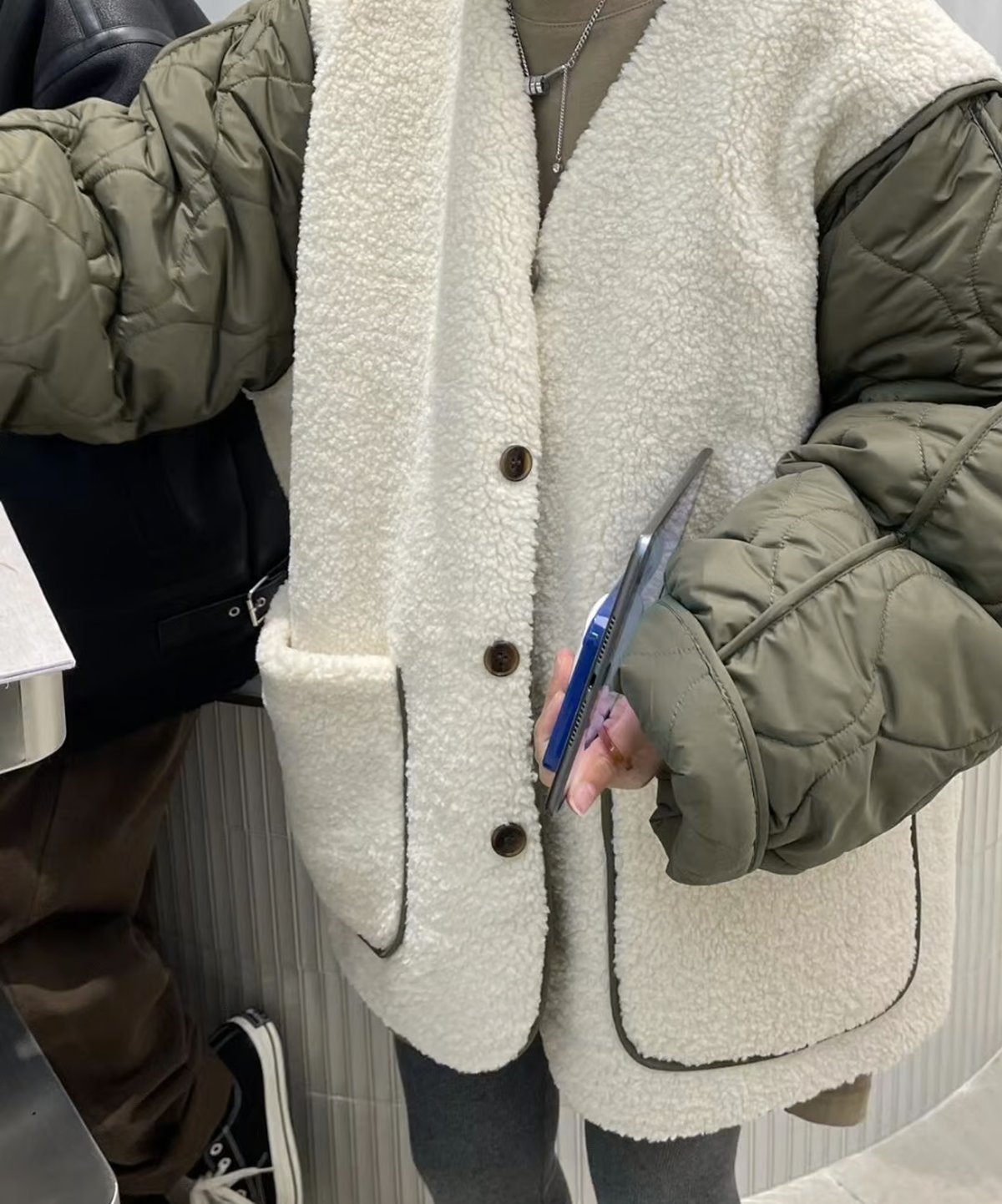 SALE【即納】リバーシブル キルティングボアジャケット ストール付