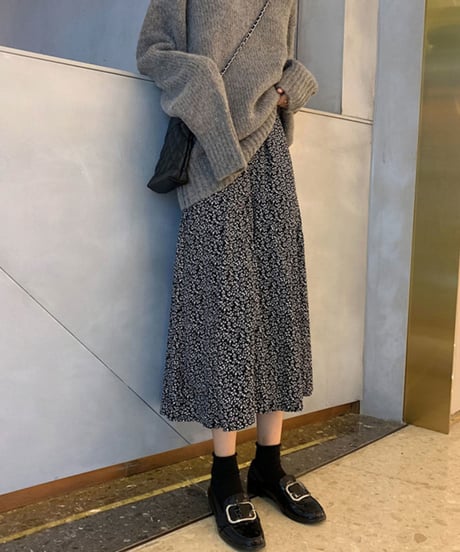 BLCK FRIDAY SALE【即納】小花柄ロングフレアスカート 18719-46