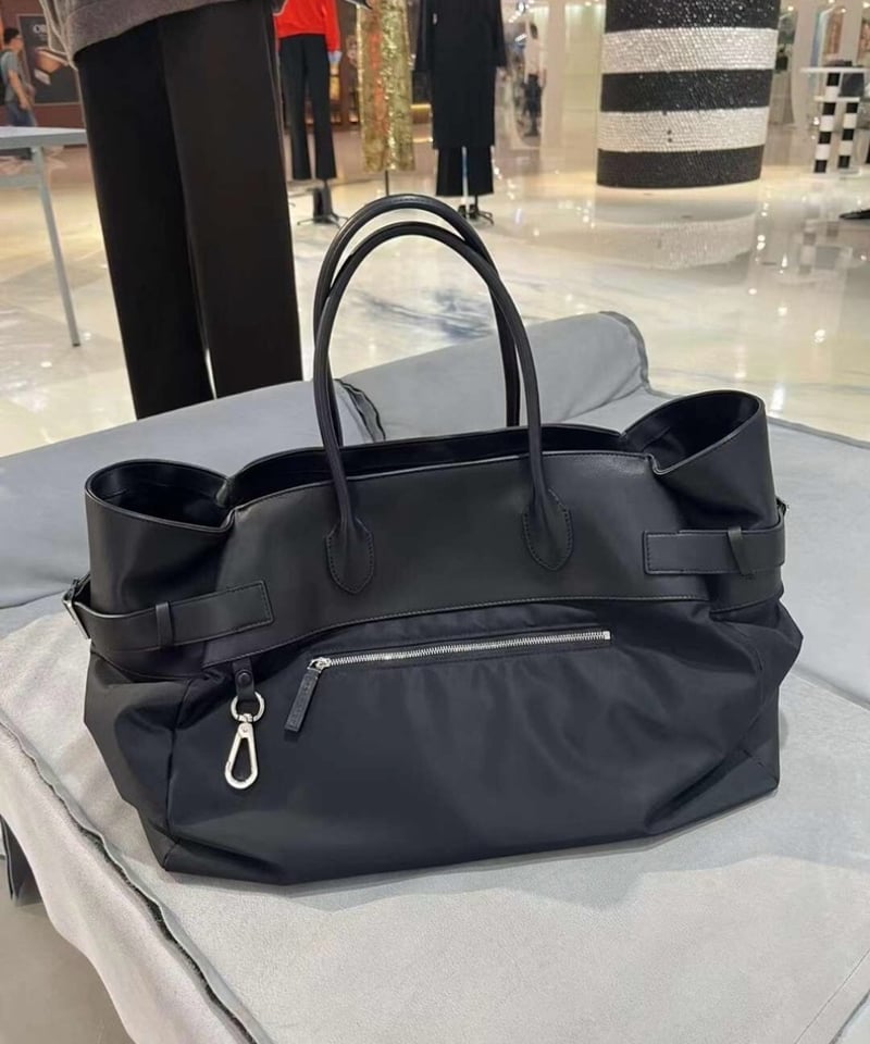 ビジネスバッグ ブラック ナイロン レザー 美品】プラダ 2way ビジネスバッグ ナイロン サフィアーノレザー