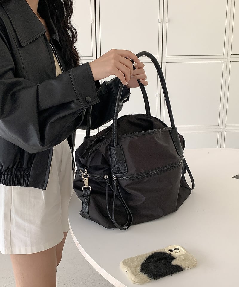 予約販売】大容量ジップデザインショルダーバッグ クロスベルト