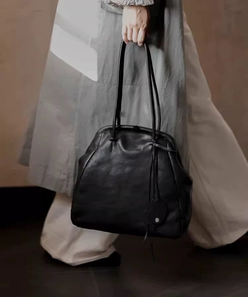 stussy 黒 レザーがま口 stussy 黒 レザーがま口 【公式通販】