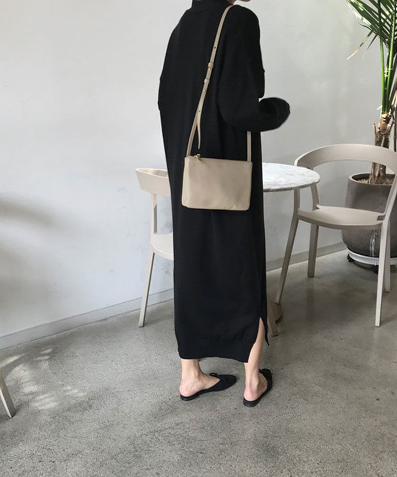 即納】Vネックニットロングワンピース 18720-45 | KISHIKA