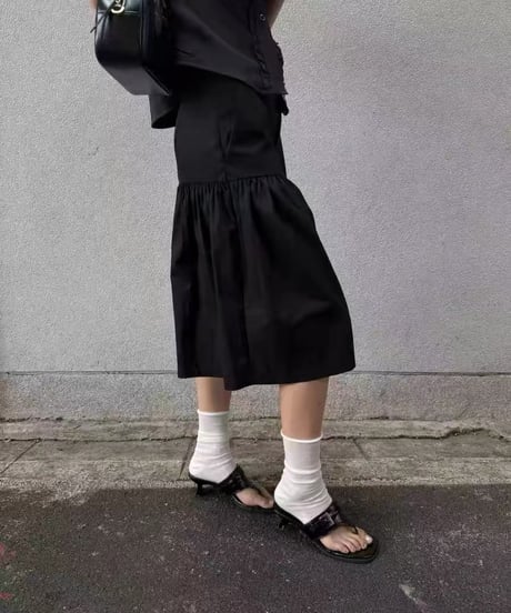 【予約販売】レトロフリル クロップドハーフパンツ