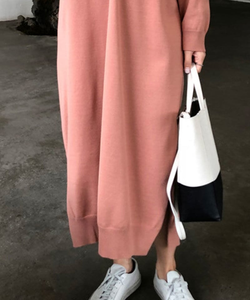 即納】Vネックニットロングワンピース 18720-45 | KISHIKA