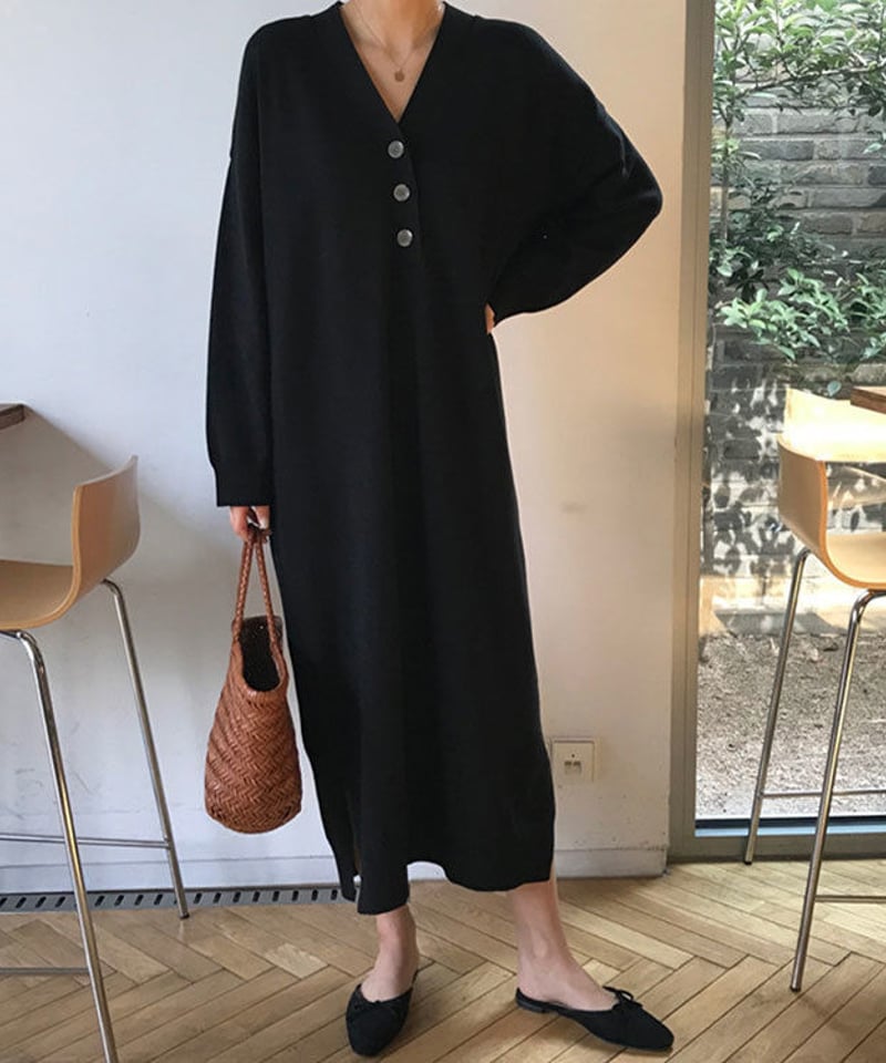 即納】Vネックニットロングワンピース 18720-45 | KISHIKA