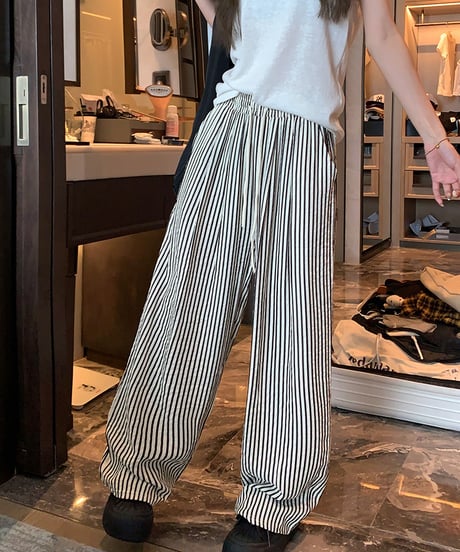 今だけSALE！15％OFF ！【予約販売】ストライプ イージー パンツ