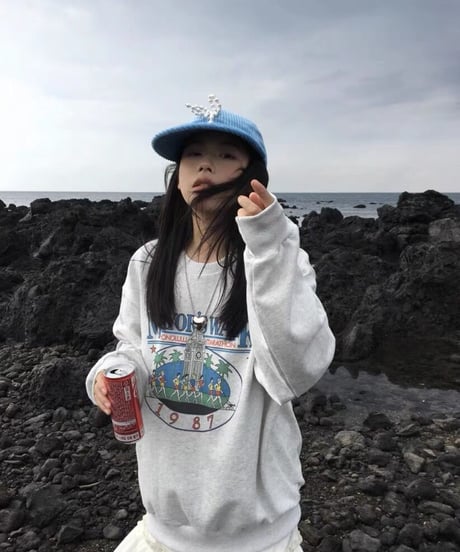 【予約販売】レトロプリントスウェット