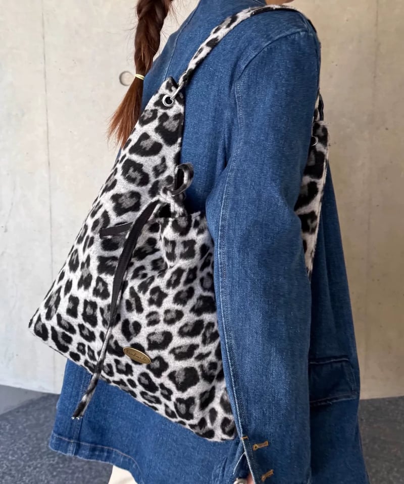 uniform experiment クッション レオパード柄 中古品 予約販売】レオパード柄リバーシブルショルダーバッグ | KISHIKA