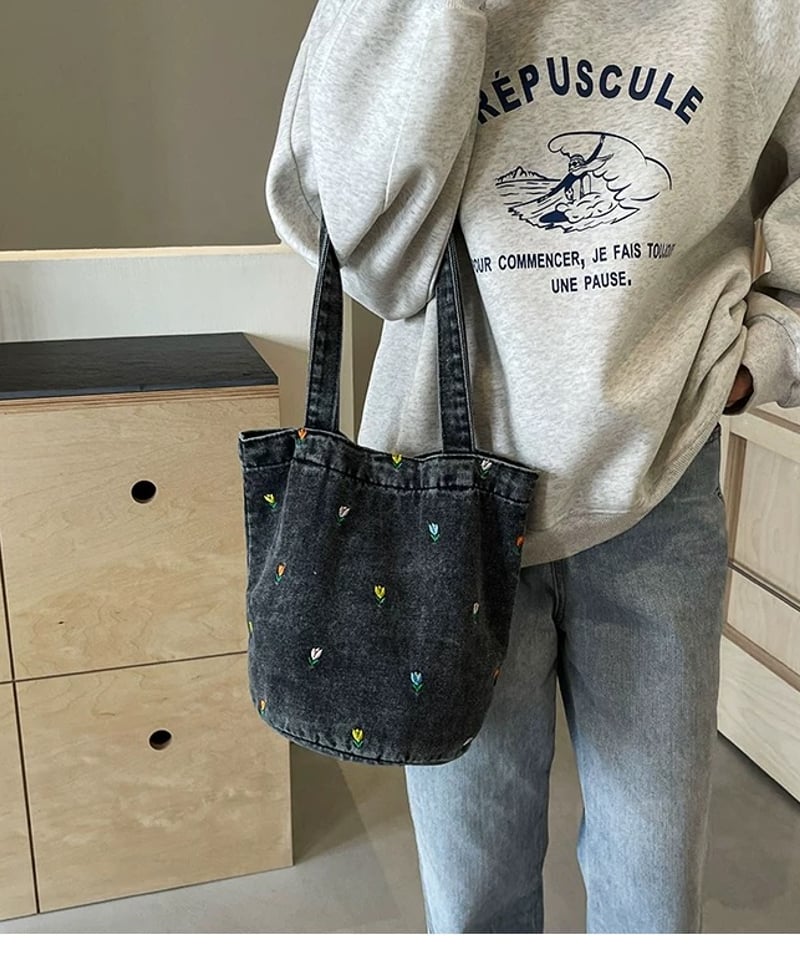予約販売】フラワー刺繍デニムトートバッグ | KISHIKA 予約販売】フラワー刺繍デニムトートバッグ | KISHIKA
