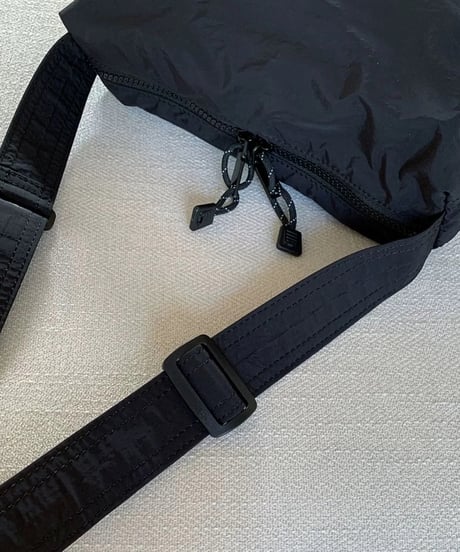 RE【予約販売】サイド ストリング クロスバッグ