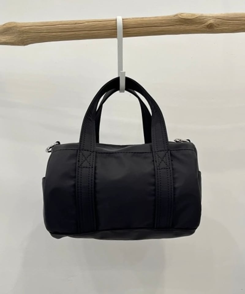 TUMI 黒 ナイロン トートバッグ ショルダーストラップ付き TUMI 黒 ナイロン トートバッグ ショルダーストラップ付き