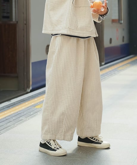 BLACK FRIDAY SALE【即納】コーデュロイワイドサーカスパンツ