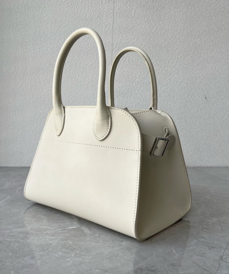 サイドバックベルトトップス　オフホワイト 2025【予約販売】サイドベルトPUレザーミニボストンバッグ#ホワイト