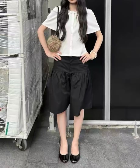 【予約販売】レトロフリル クロップドハーフパンツ