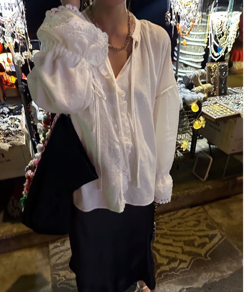 予約販売】ジャガード レース ブラウス#ブラック | KISHIKA 予約販売】ジャガード レース ブラウス#ブラック | KISHIKA