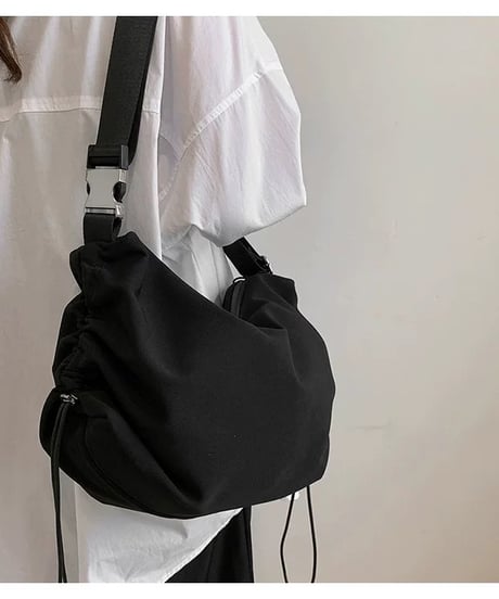 【予約販売】大容量 サイドストリング クロスバッグ