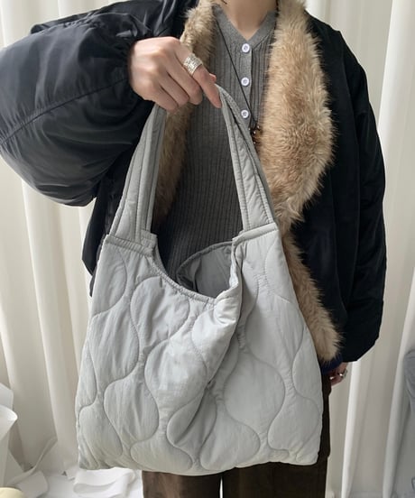 【予約販売】ナイロンキルティングトートバッグ #グレー
