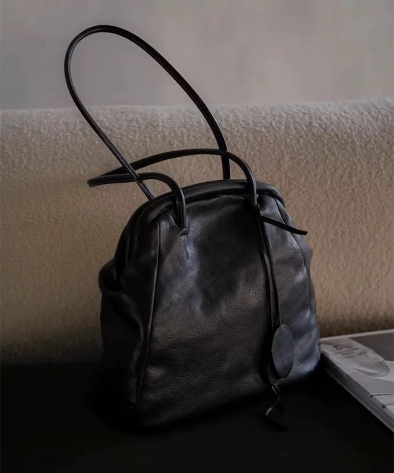 キキ　kawakawaブラックレザーがま口ショルダー キキ様専用 kawakawaブラックレザーがま口ショルダー