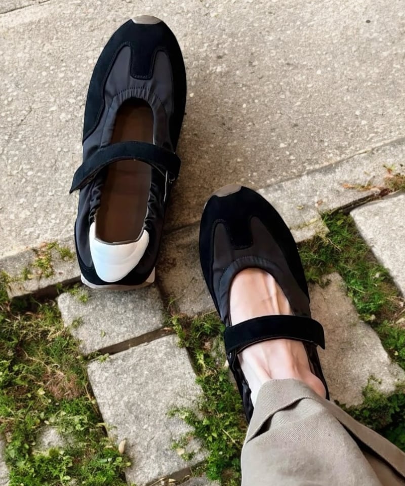 予約販売】レトロ ストラップスニーカー#ブラック | KISHIKA