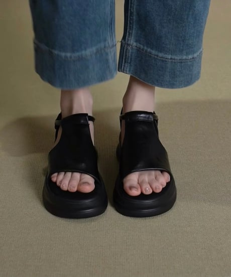【予約販売】厚底レザーサンダル #ブラック