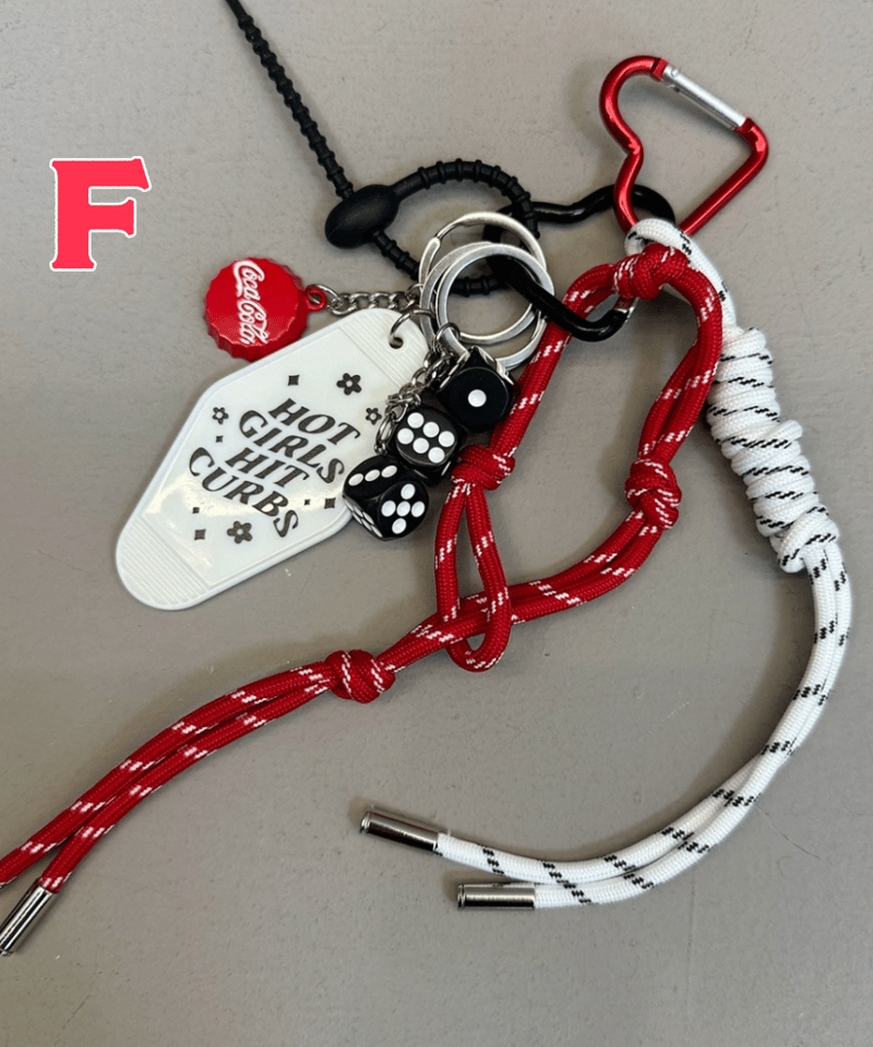 王一博 バッグチャーム キーホルダー4点セット 王一博 バッグチャーム