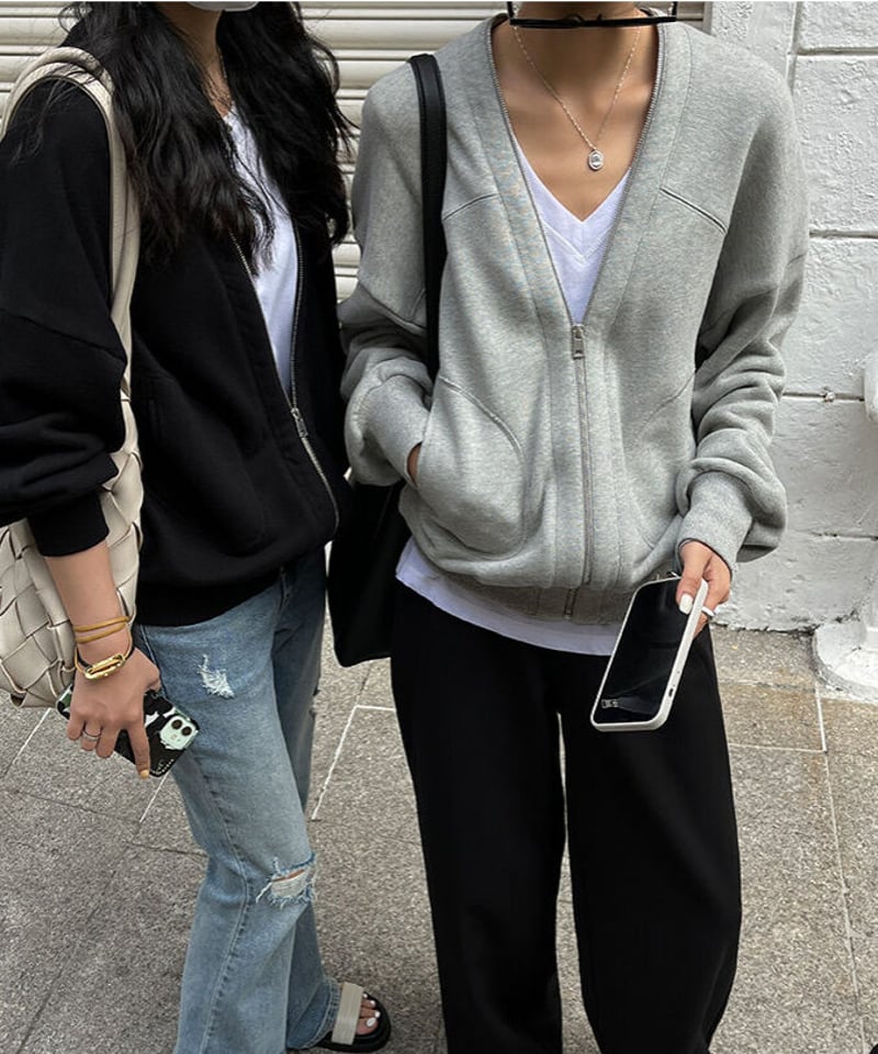 エヴリディアイライク　Cropped Vネック カーディガン グレー A'GEM/9 × .kom『ACOVER/オコボ』CROPFIT V-NECK WOOL KNIT