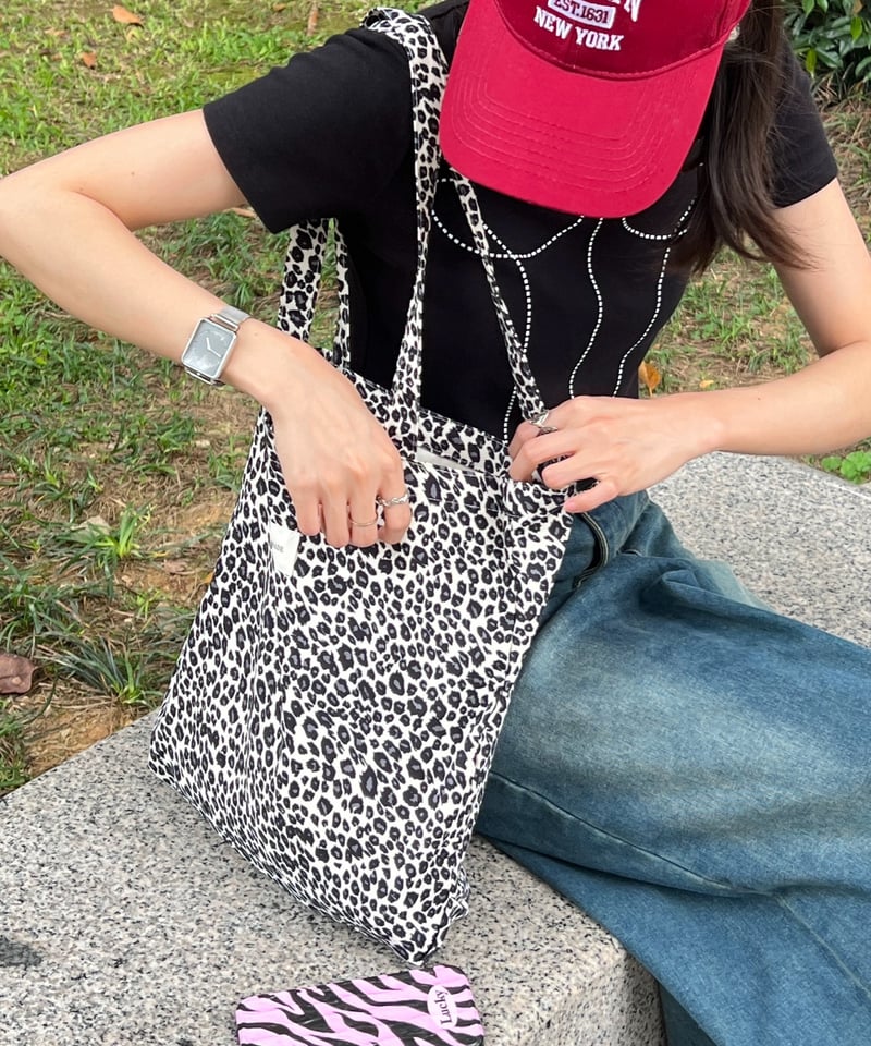 予約販売】レオパード柄トートバッグ | KISHIKA 予約販売】レオパード柄トートバッグ | KISHIKA