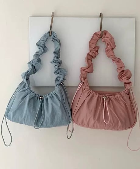 【予約販売】ギャザーハンドルナイロンショルダーバッグ