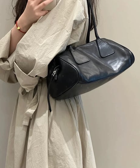 【予約販売】PUレザー レトロ デザイン ショルダーバッグ