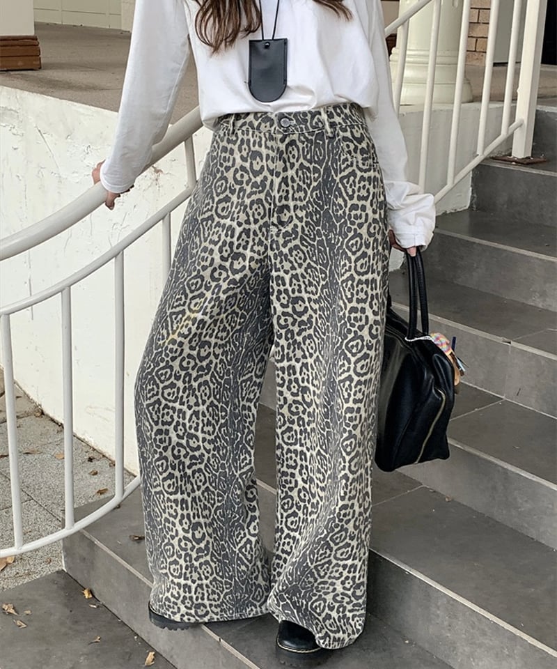 予約販売】レオパード柄ワイドデニムパンツ | KISHIKA 予約販売】レオパード柄ワイドデニムパンツ | KISHIKA