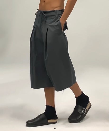 【予約販売】タック8分丈フリンジハーフパンツ #グレー ユニセックス
