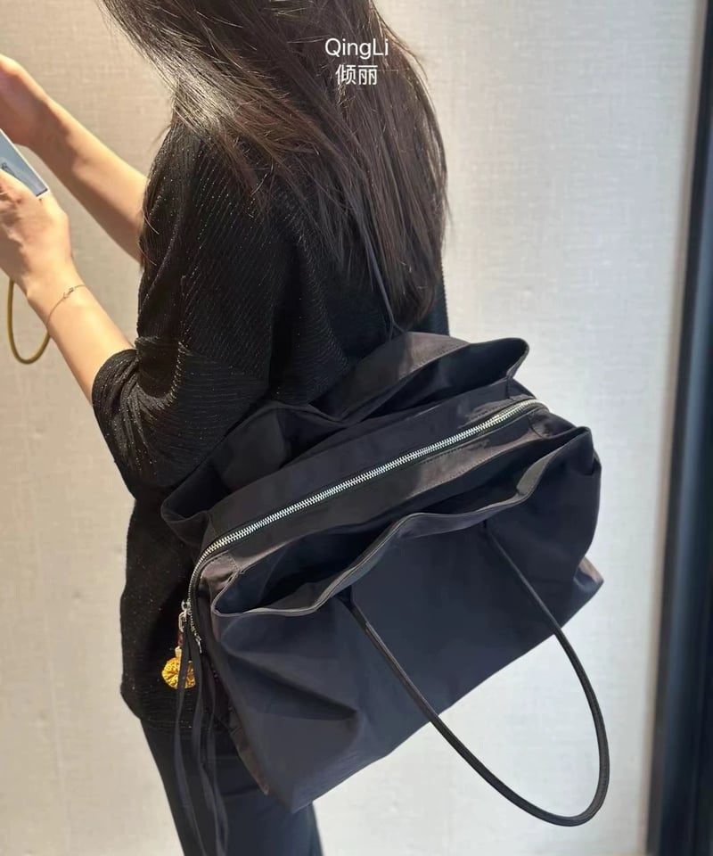 予約販売】フルジップナイロンショルダーバッグ | KISHIKA