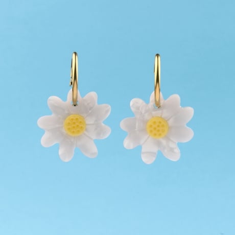 ククシュゼット 正規商品 ピアス レディース 2個売り 両耳用 花 かわいい フランス デイジー イヤリング ホワイト (daisyear)