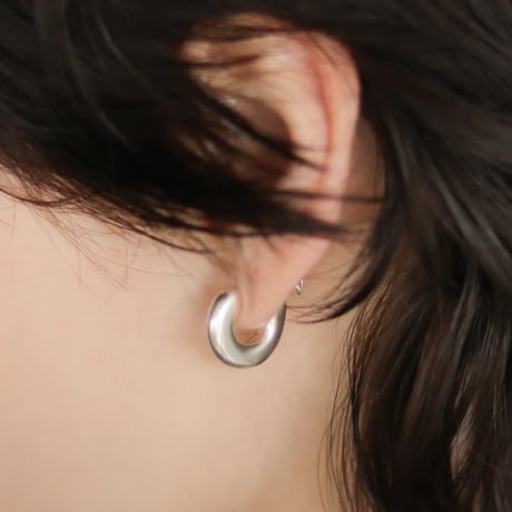 TEN. 正規商品 ユニセックス アクセサリー テン ベーグル イヤリング シルバー/ゴールド【即日発送】