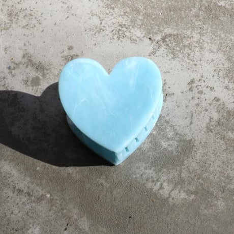 Coucou Suzette / Blue Heart Hair Claw / blheartclaw