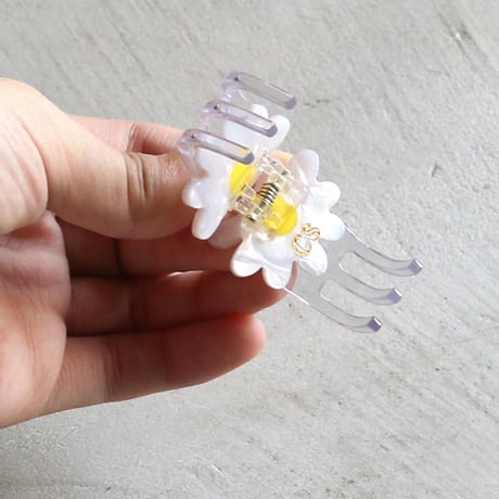 ククシュゼット 正規商品 ヘア ミニ アクセ クリップ 花 Coucou Suzette  デイジー ミニ ヘアクロー  ホワイト  (daisyminiclaw)