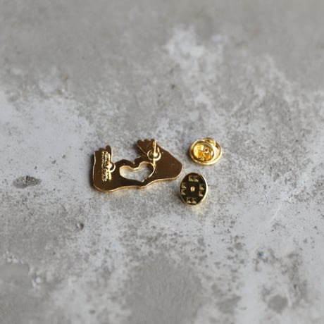 ククシュゼット 正規商品 ピンバッジ ブローチ かわいい おしゃれ フランス 個性的 Coucou Suzette ラブ ピン ホワイト(lovepinwh)