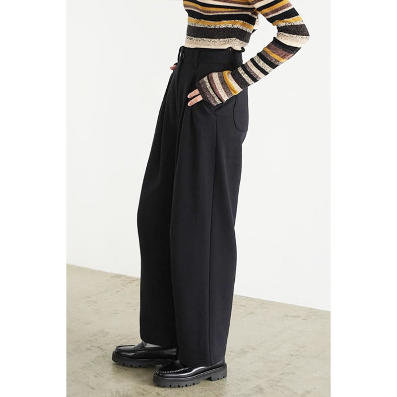 TWO TUCK SWEAT PANTS（スラックス）｜CLANE（クラネ）の