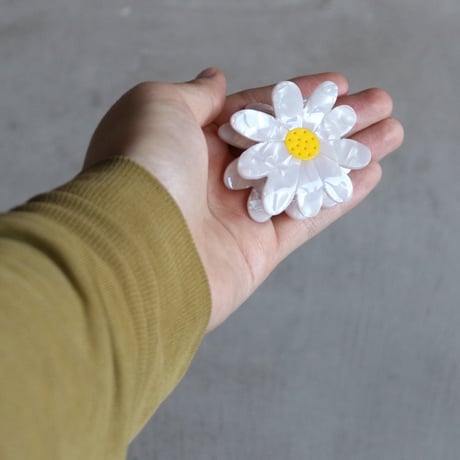 ククシュゼット 正規商品 ヘア アクセ クリップ 花 Coucou Suzette デイジー ヘア クロー ホワイト  (daisyclaw)