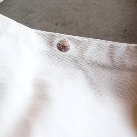 APC / BESACE JOURNAL SMALL CANVAS BAG / 24253-1-02479