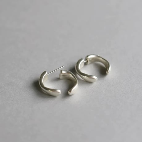 TEN. 正規商品 ユニセックス アクセサリー テン ワープ ピアス シルバー/ゴールド【即日発送】