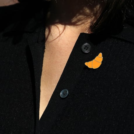 Coucou Suzette / Croissant Pin / croissantpin