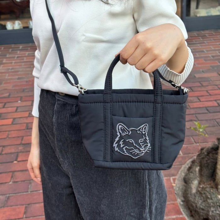 MAISON KITSUNE / FOX HEAD PUFFER MINI TOTE【MINI MAISON KITSUNE / FOX HEAD PUFFER MINI TOTE【MINI