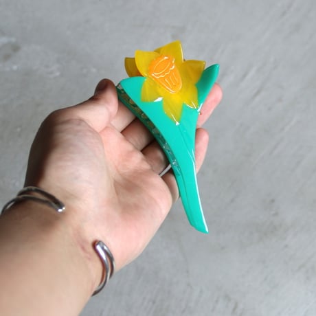 ククシュゼット 正規商品 ヘア アクセ クリップ かわいい 花 フランス ギフト Coucou Suzette 水仙 ヘア クロー イエロー (daffodilclaw)