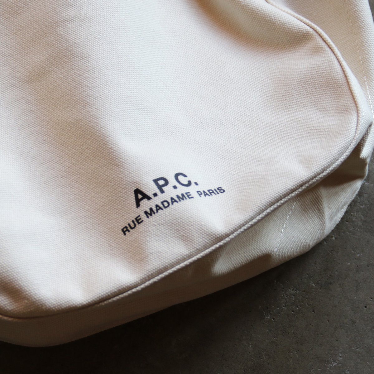 APC / BESACE JOURNAL SMALL CANVAS BAG / 24253-1