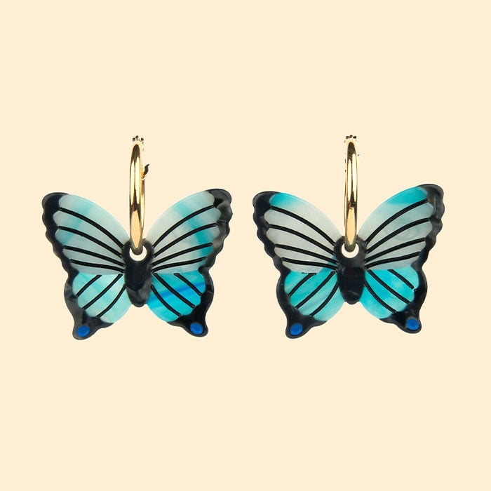 ぐみ様　ゼクシィ掲載 flua butterfly flower ピアス ぐみ様 ゼクシィ掲載 flua butterfly flower ピアス ぐみ様