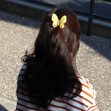 ククシュゼット 正規商品 ヘア アクセ クリップ 蝶 虫 かわいい ギフト Coucou Suzette 黄色 蝶 ヘア クロー イエロー(yebutterflyclaw)